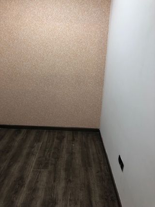 Se alquila peluqueria en ciudad- real c/lirio-n8.