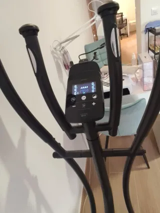 Bicicleta Elíptica Essentials 06