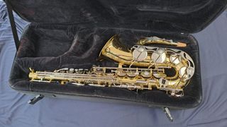 Saxofón Alto Yamaha YAS-25