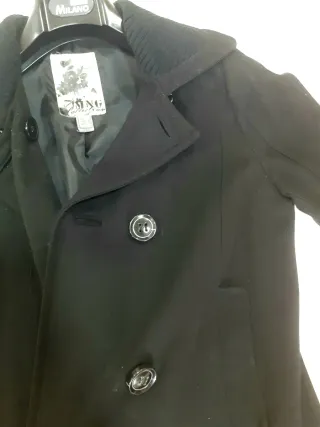 Abrigo Mango Negro Talla L