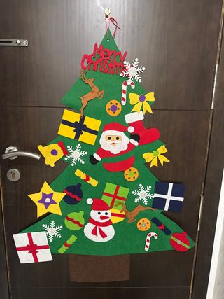 Árbol de Navidad de fieltro hecho a mano