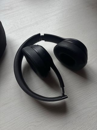 Cascos Beats Wireless Negros