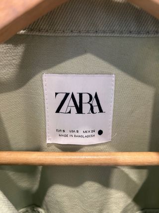 Chaqueta Zara Verde Talla M