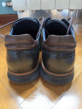 Zapatos Fluchos Negros Hombre. Talla 41