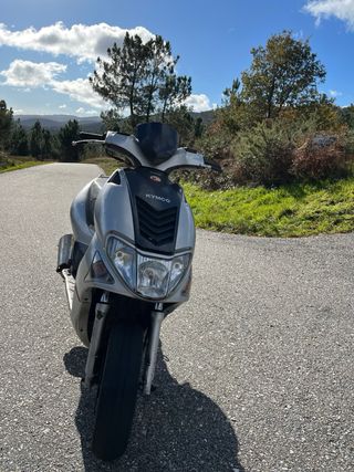 Moto Kymco Super 9 50cc Negra “NEGOCIABLES”