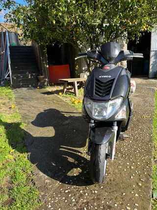 Moto Kymco Super 9 50cc Negra “NEGOCIABLES”