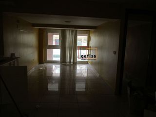 Local comercial en venta en Valdepeñas