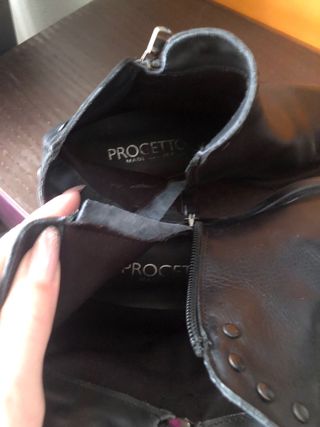 Stivaletti Progetto in pelle nera Made in Italy