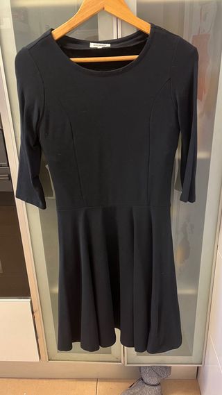 Vestido negro básico manga larga