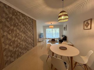 Piso en alquiler en Elviria en Marbella