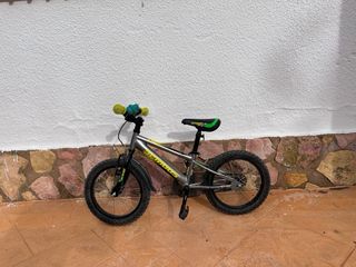 Bici mtb niño marca Serious.