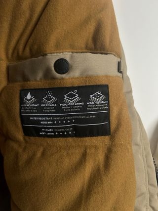 Cazadora Volcom original. Estado impecable.