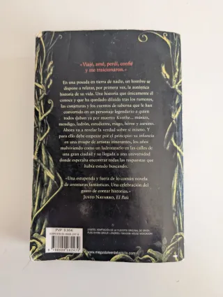 El nombre del viento / The Name of the Wind (Cr...