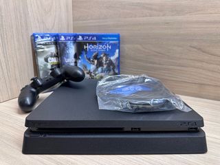 PS4 Slim 1TB + Juegos