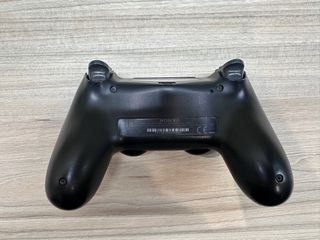 PS4 Slim 1TB + Juegos