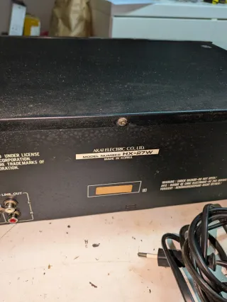 Akai HX-27W Stereo Hi-Fi Doppio Cassette Deck