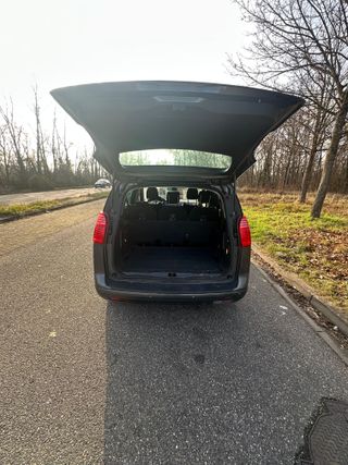 Peugeot 5008 2010