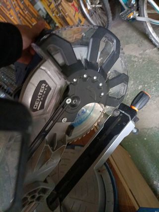 Sierra Circular Dexter Telescópica