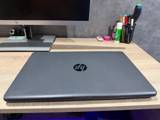 Ordenador Portátil HP 250 G7