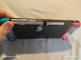 Nintendo Switch Completo Azul y Naranja