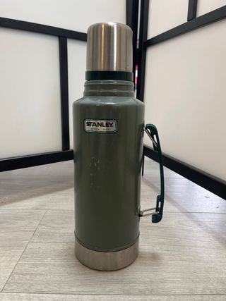 Stanley Botella Térmica Clásica 1.9L