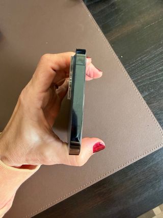 iPhone 12 Pro Azul 256 GB, sin señales de uso