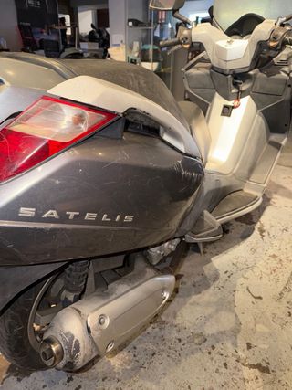 Peugeot Satelis 250 2007