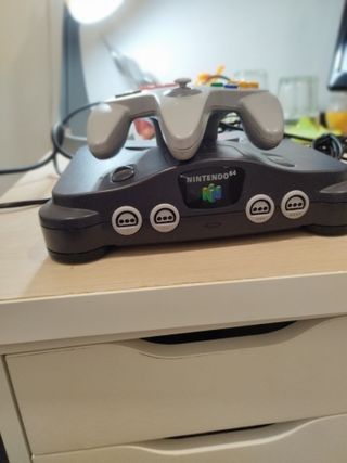 Nintendo 64 Negra y Gris