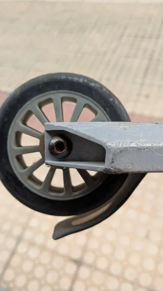 Patinete stunt/urbano y casco