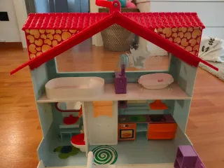 Casa Barriguitas con muñecas y accesorios