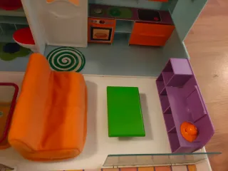 Casa Barriguitas con muñecas y accesorios