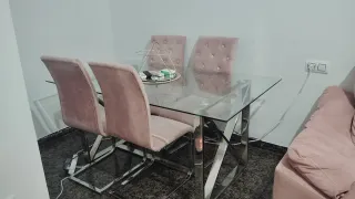 Muebles espejo sofá aire chimenea mesa i sillas