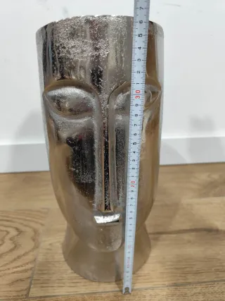 Jarrón moderno cara aluminio plateado