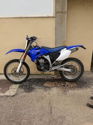 Yamaha YZ450F MATRICULADA!