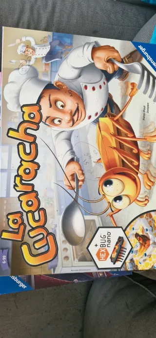 Juegos de mesa Chrono Bomb y Cucaracha