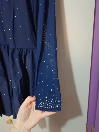 Maillot Patinaje Artístico Blanco y Azul marino.