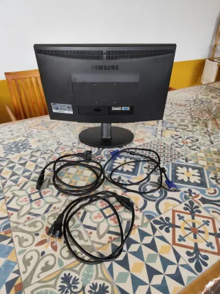 Monitor Samsung EX2220 21.5 Negro