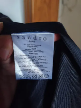 Abrigo Sandro azul Peludo.