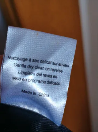 Abrigo Sandro azul Peludo.