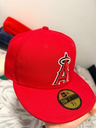 Gorras New Era Rojas y Verdes