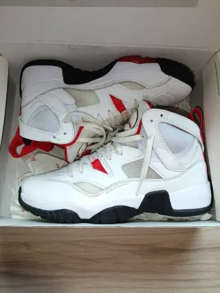 Nike Air Jordan Two Trey Blancas. Hombre