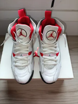 Nike Air Jordan Two Trey Blancas. Hombre