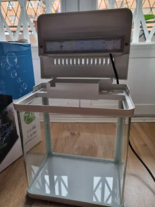 Acuario/pecera 7L con iluminación LED