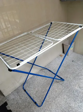 Tendedero Plegable Metal y Plástico