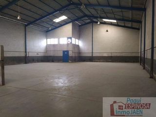 Nave industrial en venta en Torredonjimeno