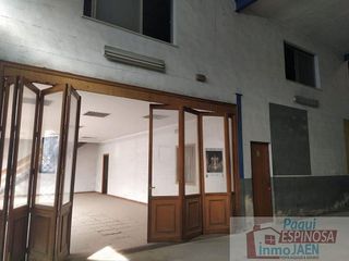 Nave industrial en venta en Torredonjimeno