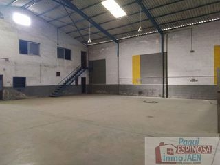 Nave industrial en venta en Torredonjimeno