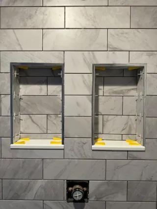 Alicatados y hornacinas para ducha