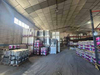 Nave industrial en venta en Montequinto en Dos Hermanas
