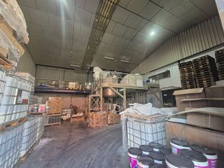 Nave industrial en venta en Montequinto en Dos Hermanas